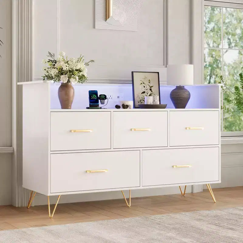 5 Drawer Dresser for Bedroom, Modern Dresser with Led Lights & Charging Station, Compact Wood Chest of Drawers Clothes Storage Organizer for Closet