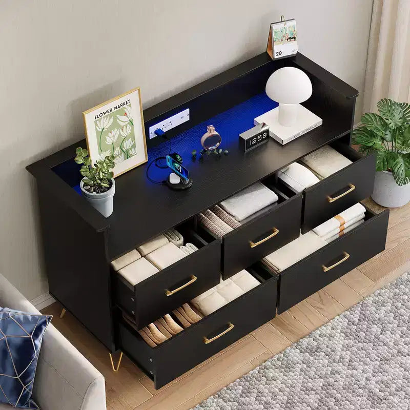 5 Drawer Dresser for Bedroom, Modern Dresser with Led Lights & Charging Station, Compact Wood Chest of Drawers Clothes Storage Organizer for Closet
